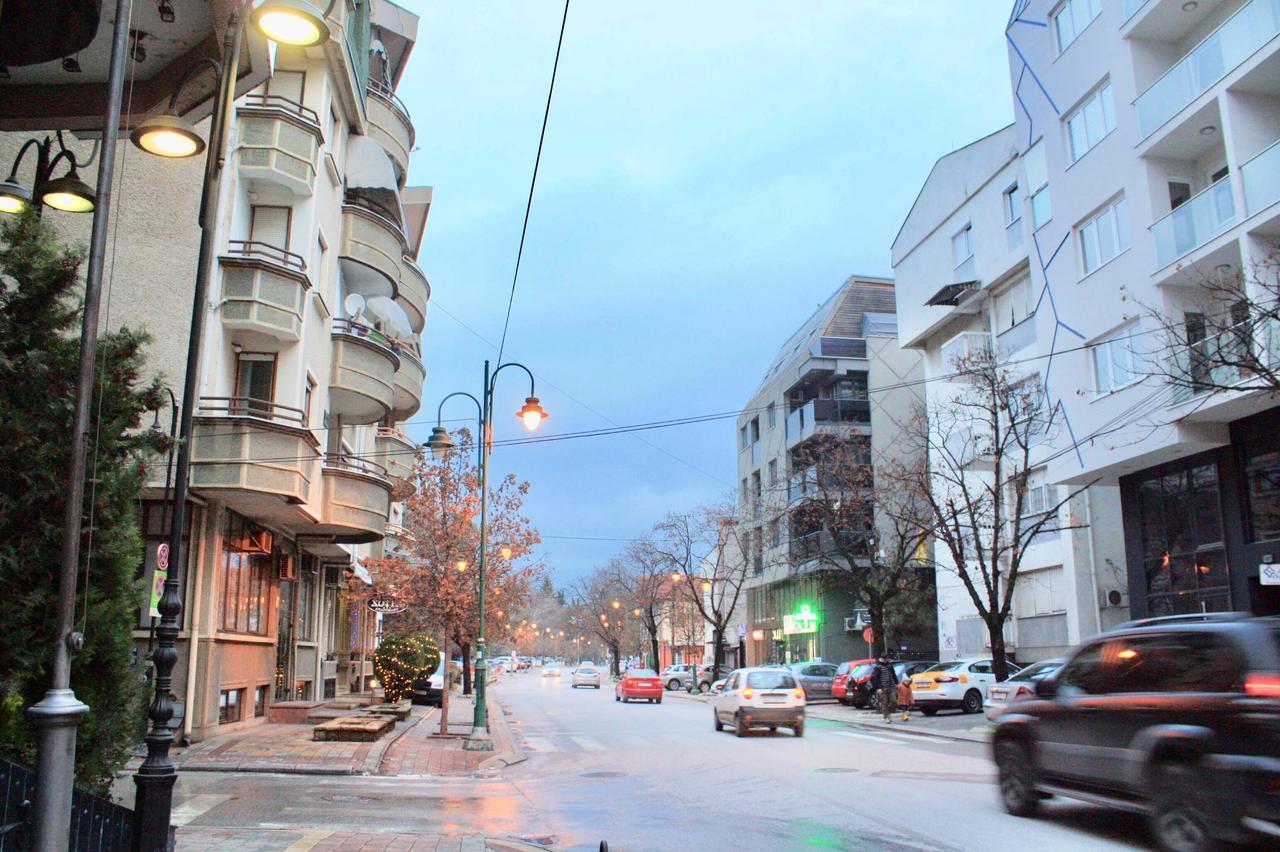 Regina'S Apartments Üsküp Dış mekan fotoğraf