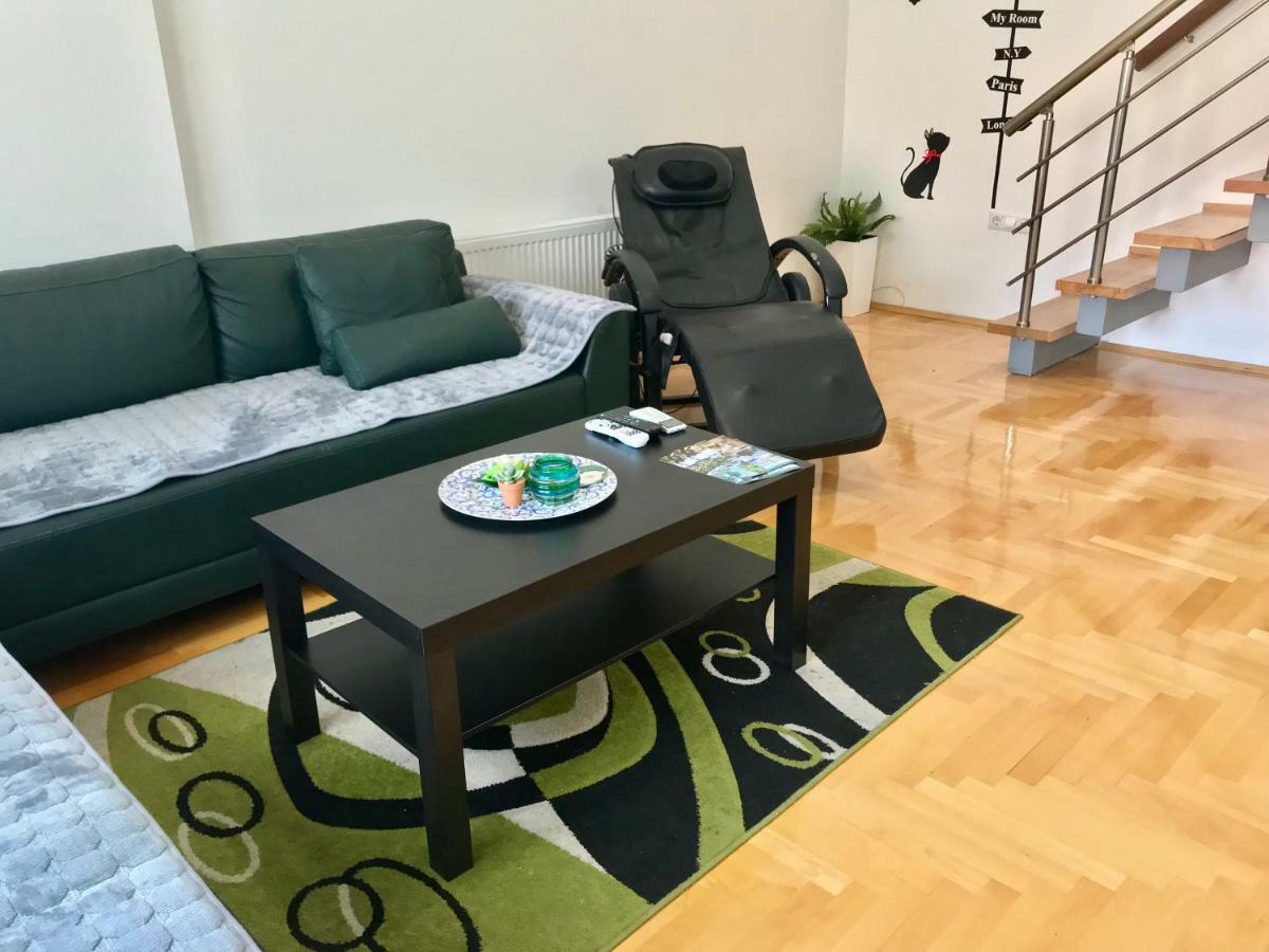 Regina'S Apartments Üsküp Dış mekan fotoğraf